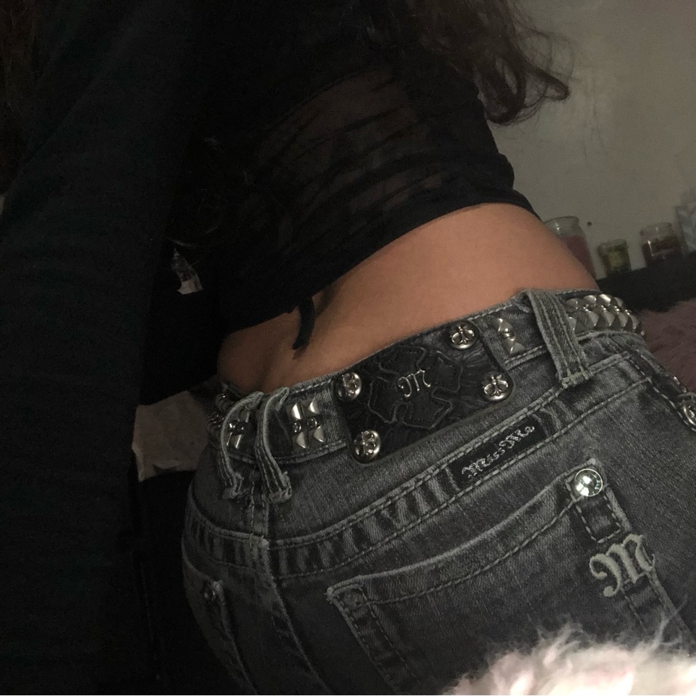SOLD❤️MissMe jeans with studded waist🖤
